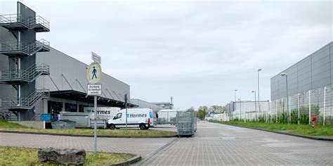 hermes paket selbst abholen verteilzentrum|Hermes logisticcenter.